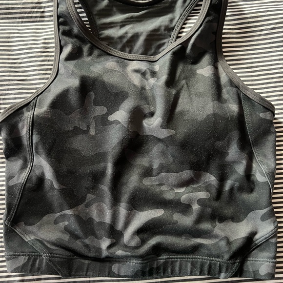 Camo Print Sports Bra - Picture 1 of 2
